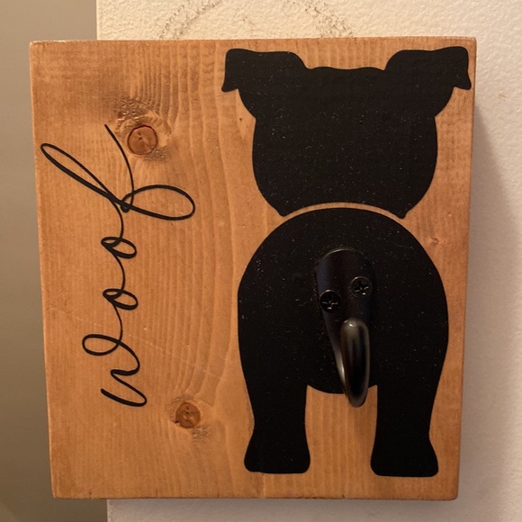 Woof dog leash holder. Never used! - Picture 3 of 4